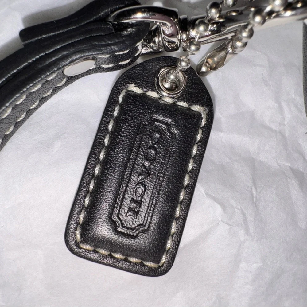 Coach rare vintage Y2K Soho Kisslock Wristlet signature jacquard leather - Picture 16 of 17